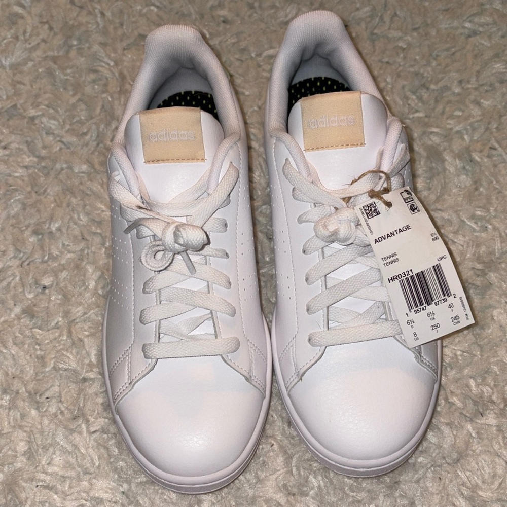 Adidas Advantage Tennis Shoe